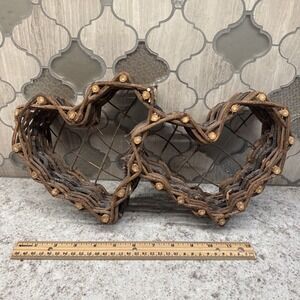 VTG Rustic Two Heart Shaped Woven Twig Grapevine Wall Pocket Hanging Basket